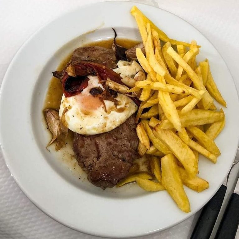 These restaurants in São Miguel are a must!