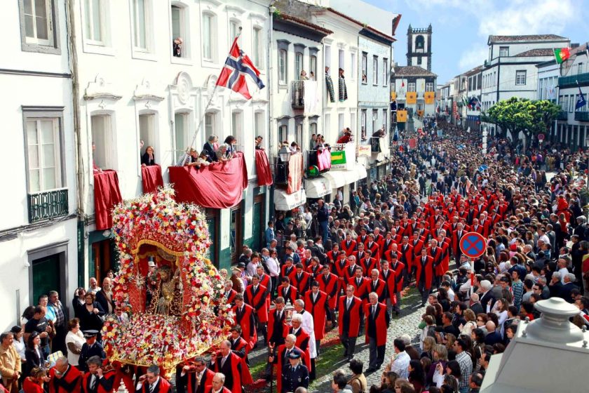 The Famous Senhor Santo Cristo Dos Milagres Festivities AzoresBeds 