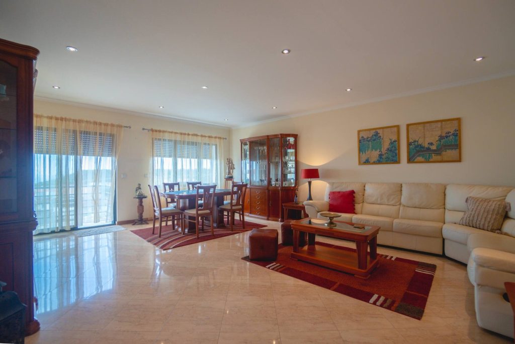 Large Modern Ponta Delgada Apartment – foto 1